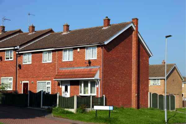 Can I Alter The Party Wall Surveyor? - A Crucial Guide From Faulkner Surveyors 3 Do you want to change the party wall surveyor you are using? Get the best results from Faulkners Slough NOW!