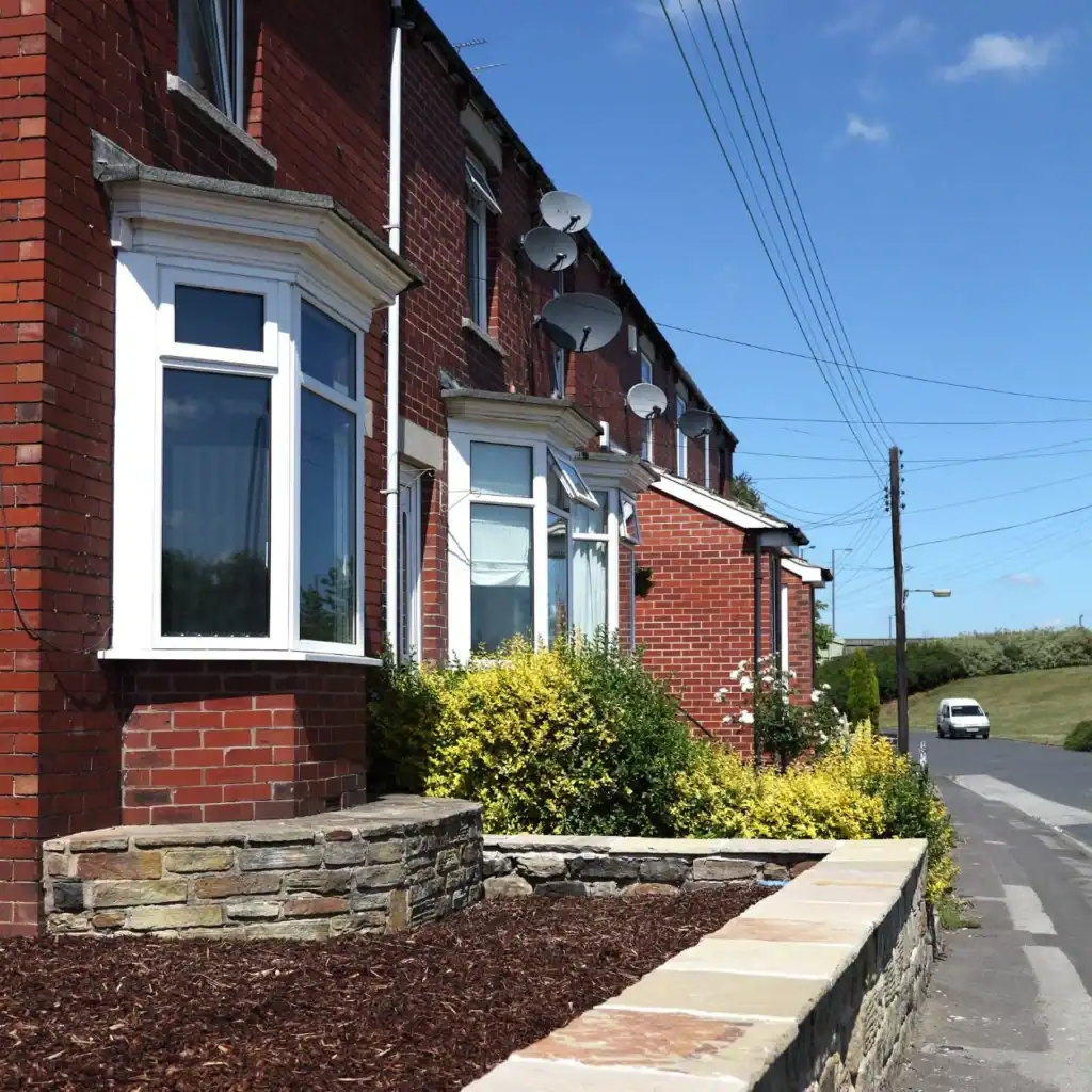 Can a Neighbour Remove Survey Stakes? 3 Min Critical Guide to Avoid Legal Issues 2 Faulkner Party Wall Surveyors Slough : Can My Neighbour Remove Survey Skates