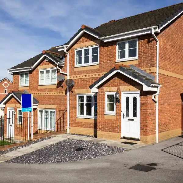 Scenarios 4 Image of UK home - Faulkners scenarios Slough